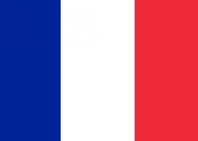        Macron: Wearing masks â€˜in enclosed public spacesâ€™ to become mandatory in France