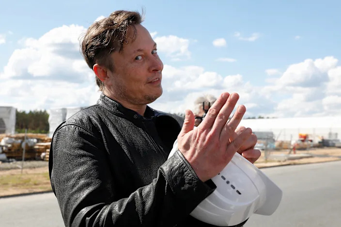 Elon Musk asks court to delay Twitter trial start to February 2023