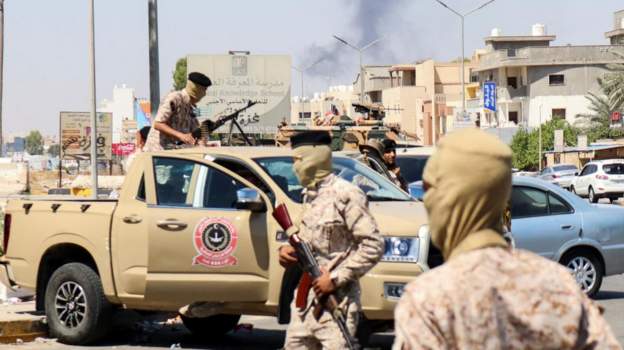 Fighting by Libyan militias prompt flight diversions