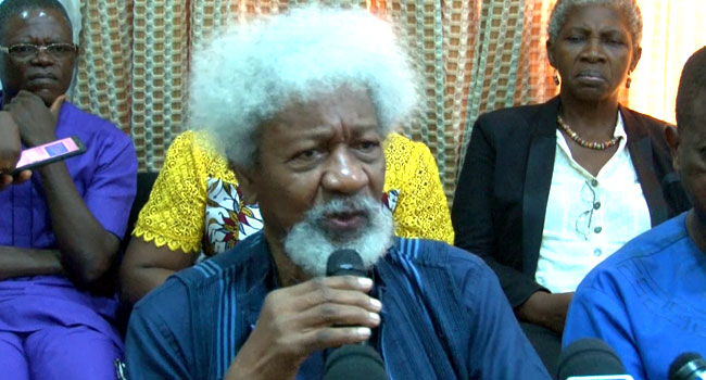 Those Saying I Installed Buhari Talking Rubbish "“ Soyinka