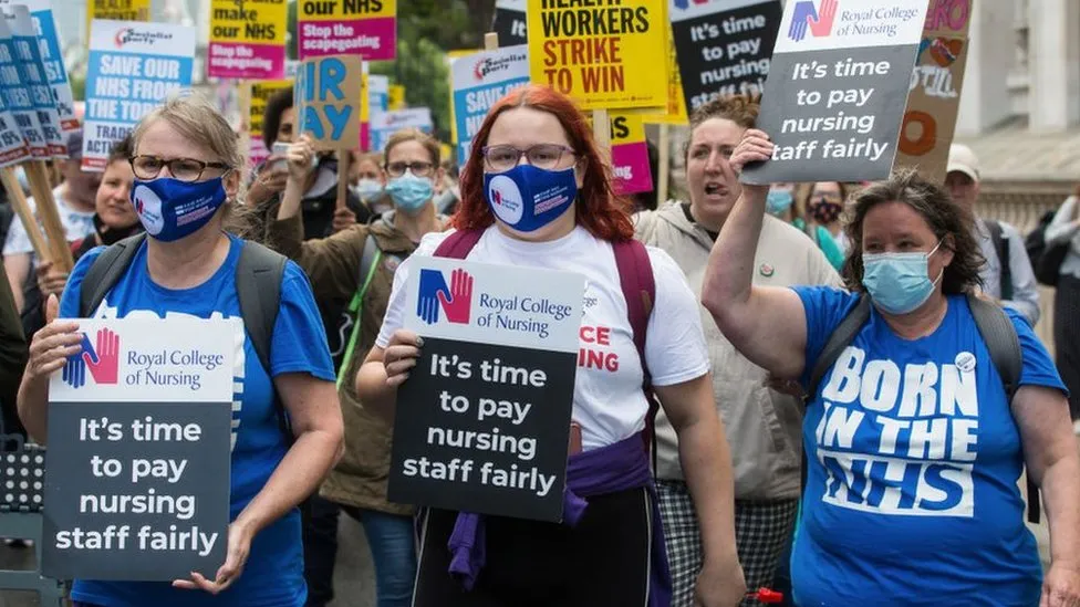 NHS strikes on hold while pay offer negotiated