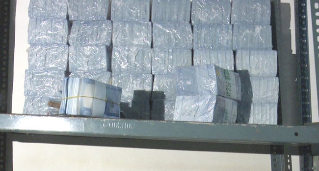 EFCC Arrests Banker For Hoarding N29m Worth Of New Notes