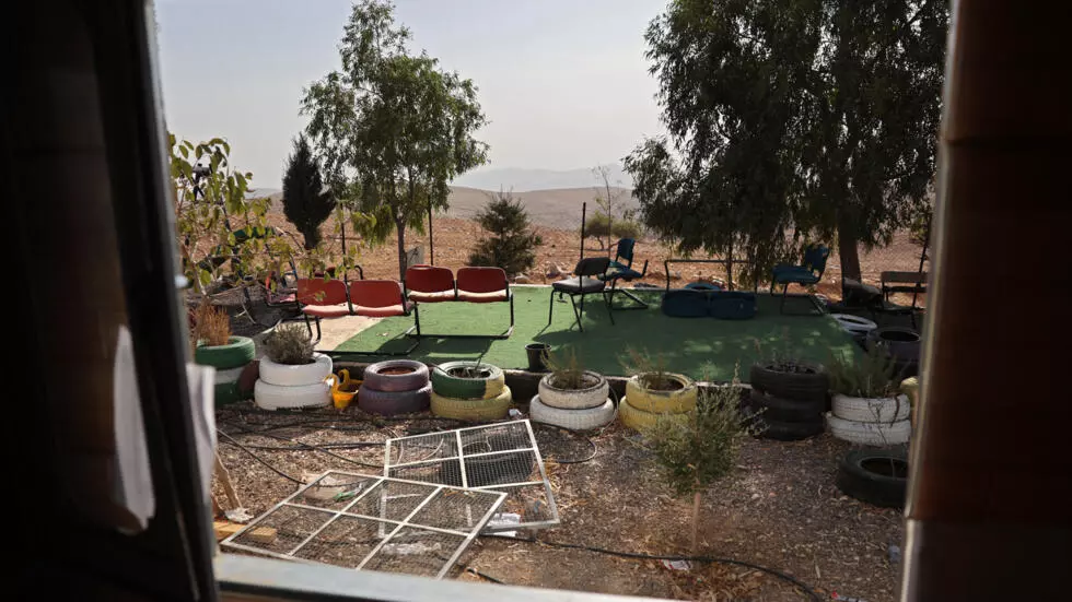 Palestinians expelled from W.Bank village as Gaza war rages