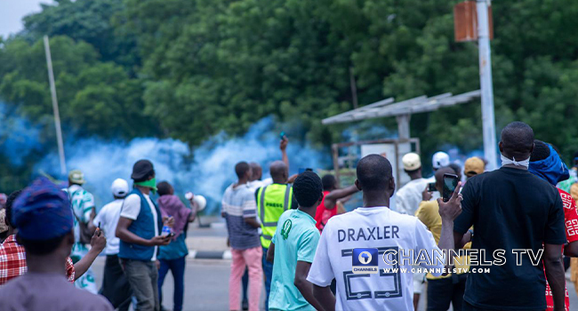 Resilience, Tear Gas, Looting, Curfew As #EndBadGovernance Protests Hold