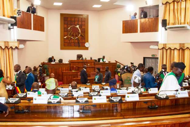 Benin lawmakers vote to legalise abortion