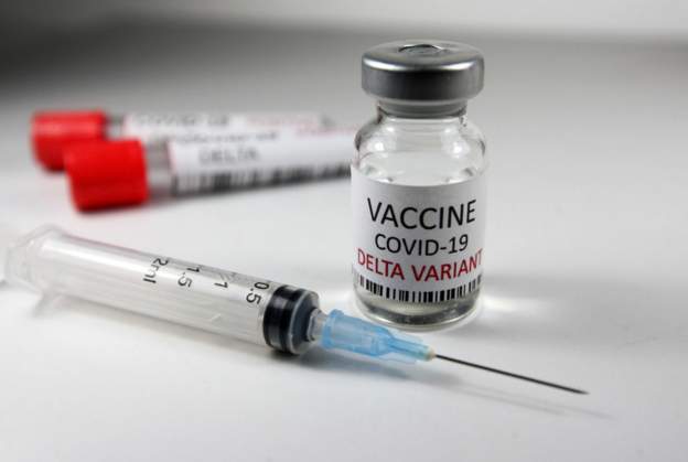 Former leaders urge West to share unused Covid doses