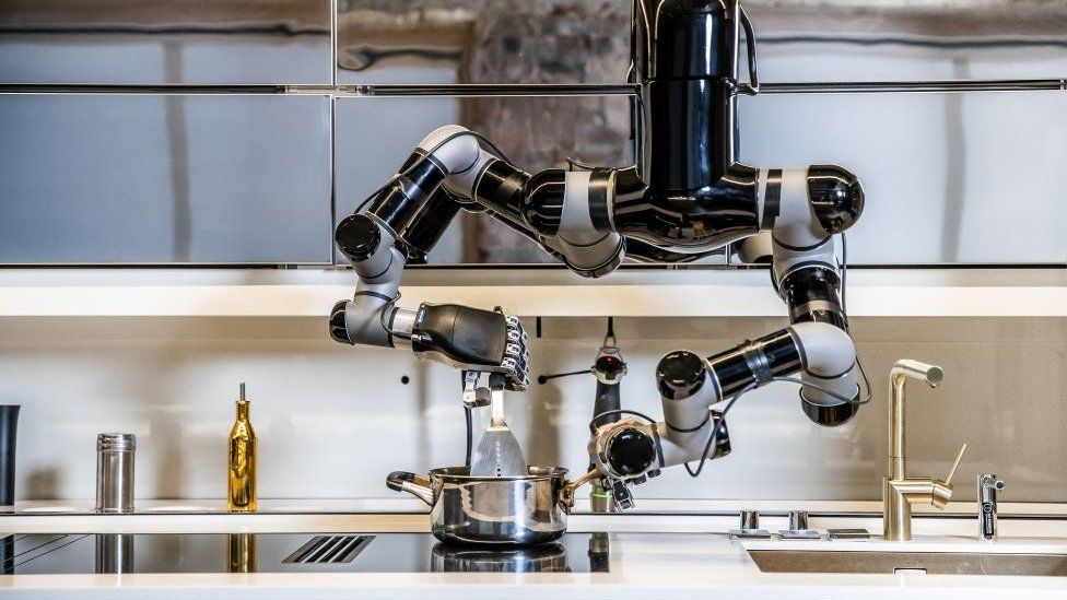 The robot chefs that can cook your Christmas dinner