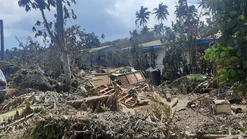 Tonga: New Zealand and Australian aid planes to arrive