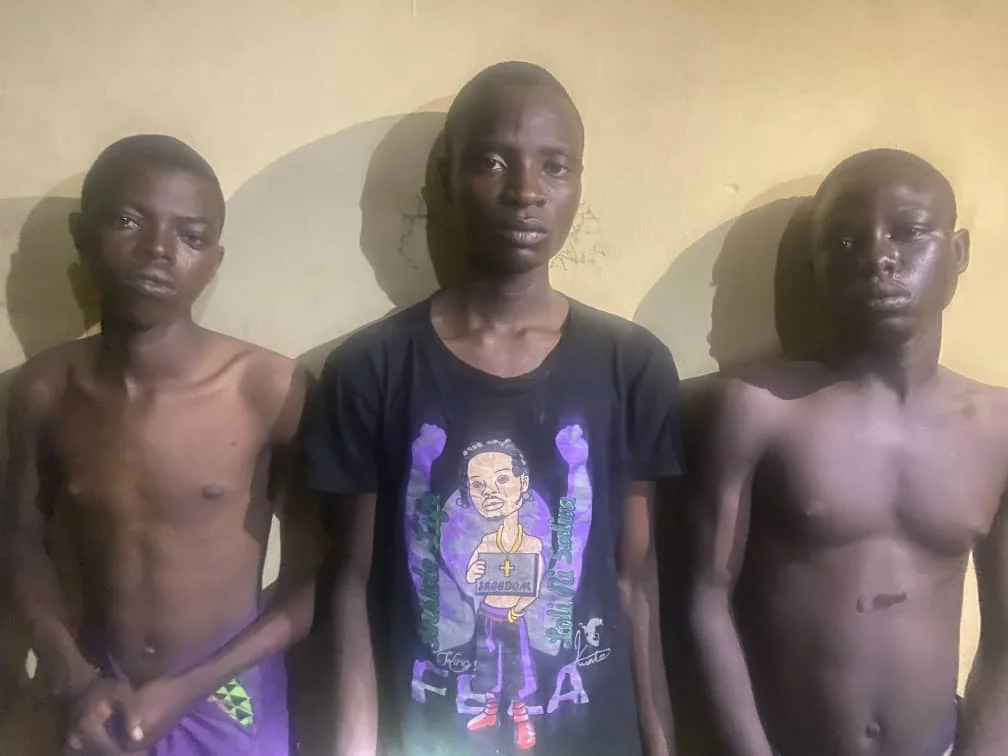 Teenage boys slaughter girlfriend, burn her head for money ritual in Ogun