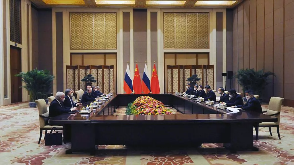 Putin unveils new gas deal with China's Xi as Moscow locks horns with the West