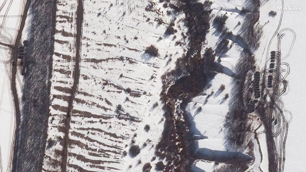 Ukraine tensions: Biden agrees in principle to summit with Putin