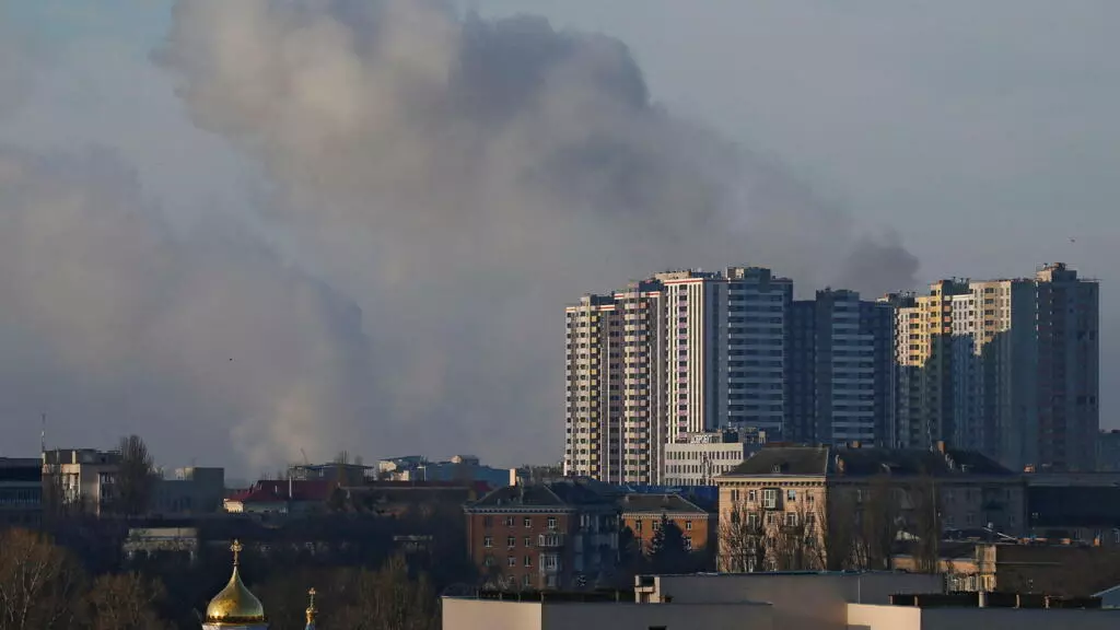Russian missile strikes on Ukrainian cities; intense fighting in Kyiv