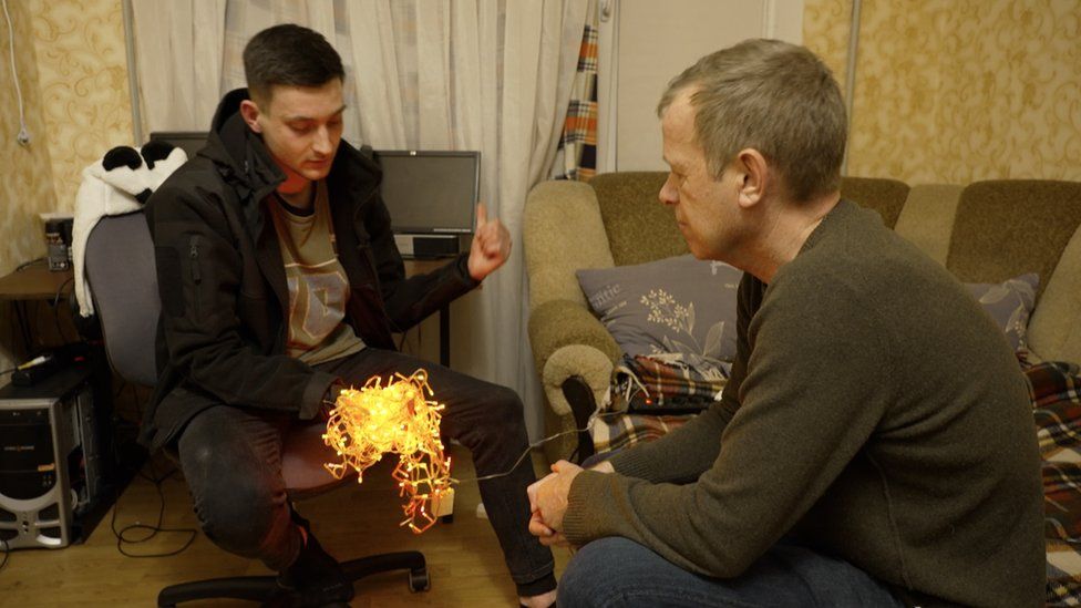 Ukraine defence: Red lights and painted arrows fuel fear of Russian agents