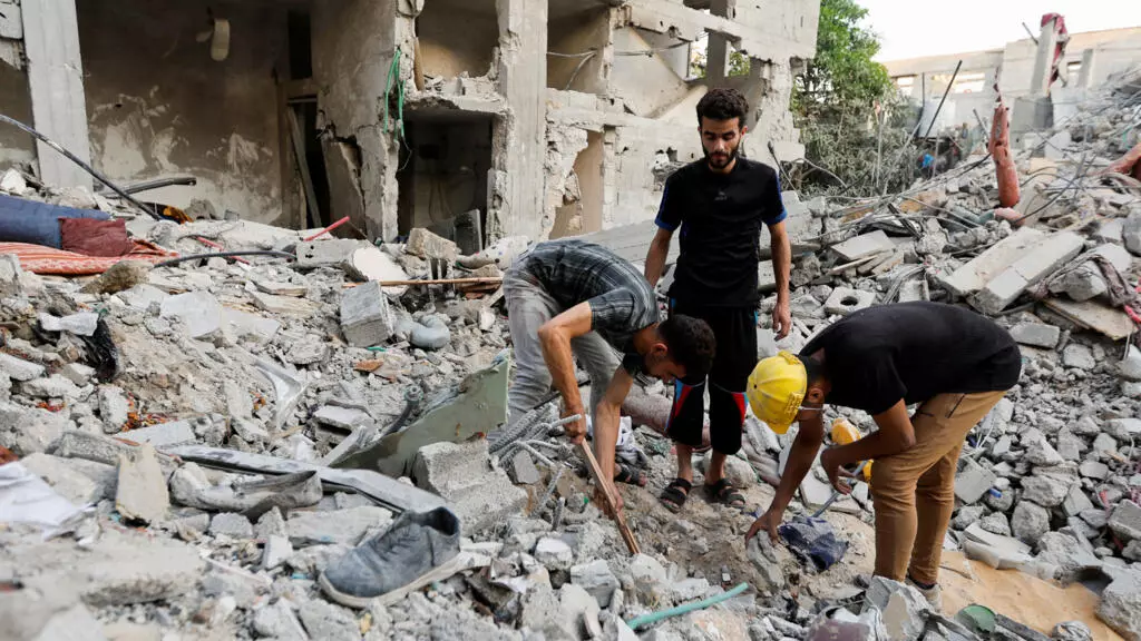 Israel kills second Islamic Jihad leader, Gaza death toll mounts