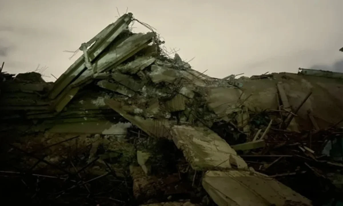 Six people trapped as seven-storey building collapses in Lagos