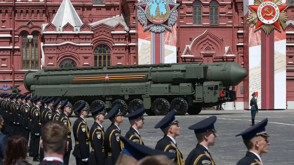 Ukraine war: US says it takes Putin nuclear threat seriously
