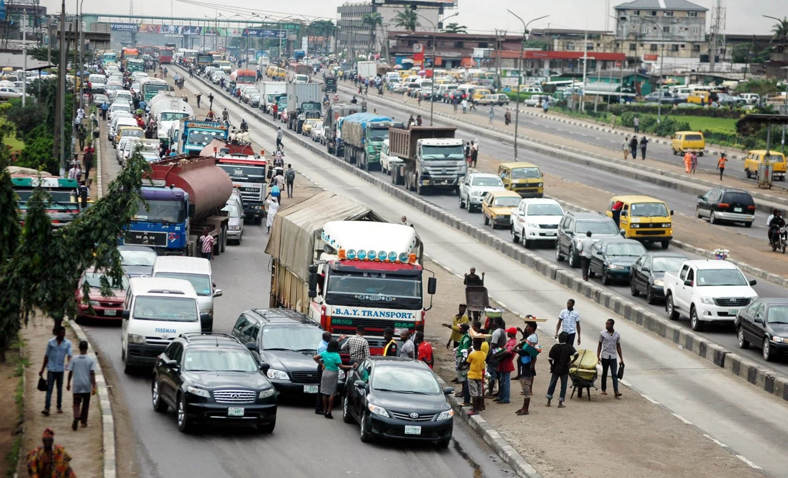Trailer drivers block Abuja Lokoja highway over closure of Obajana cement plant