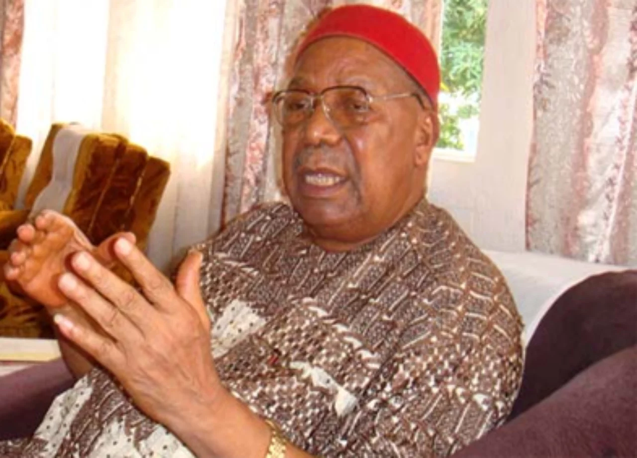 First republic aviation minister, Mbazulike Amaechi is dead