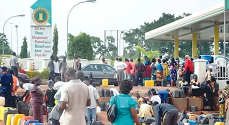 Petrol may sell for N800/litre when subsidy is removed"Š"”"ŠMarketers