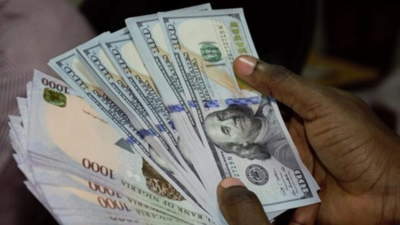 Currency swap: Naira appreciates slightly against dollar