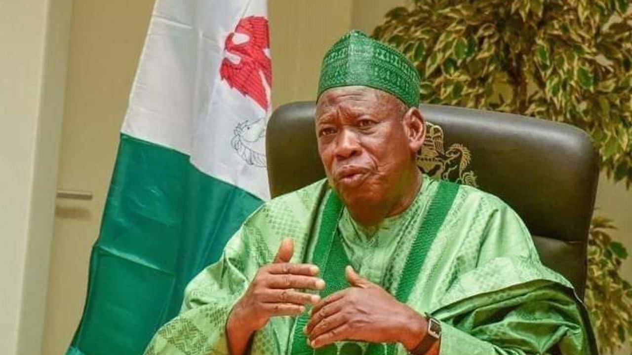Ganduje shuts supermarket for rejecting old naira notes