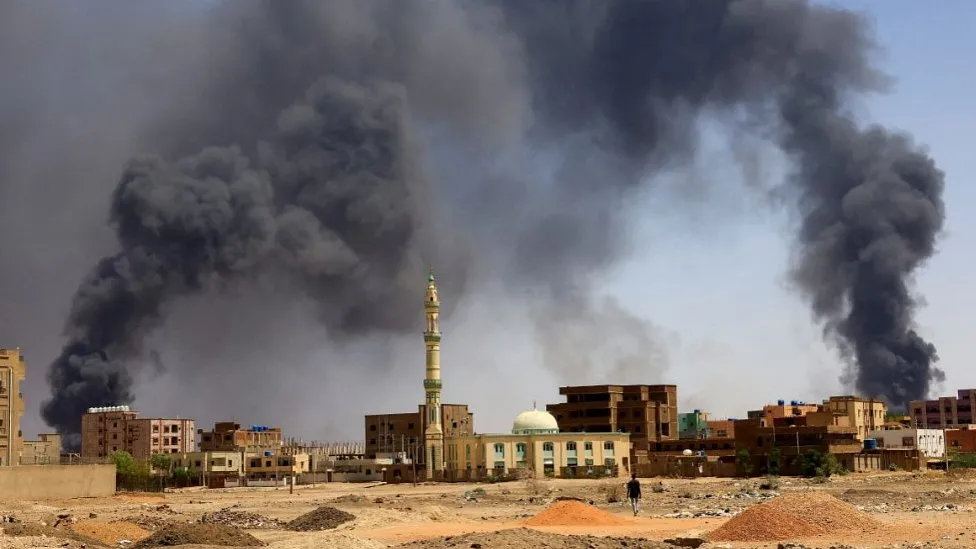 Sudan fighting: Warring sides set for Saudi Arabia talks