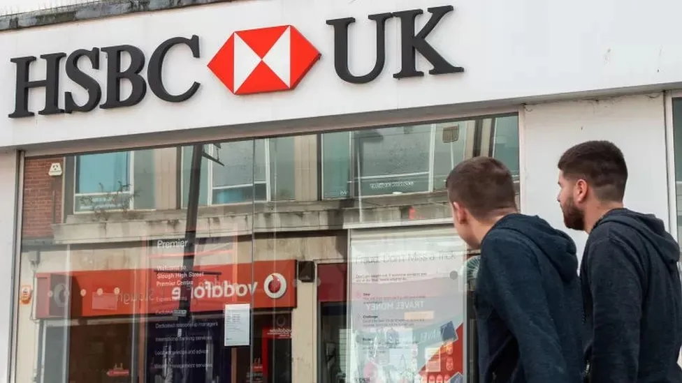 HSBC down: Customers furious over ongoing bank outages