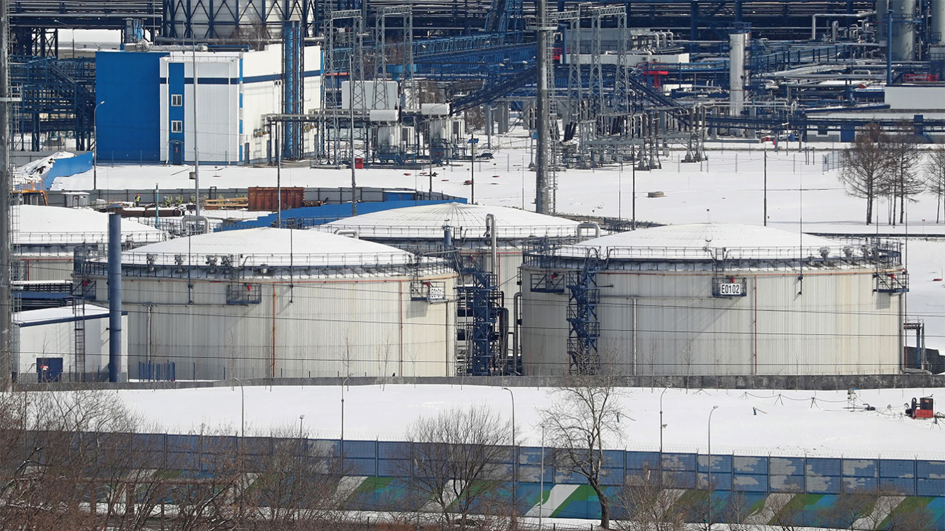 Russia To Ban Petrol Exports For 6 Months From March 1