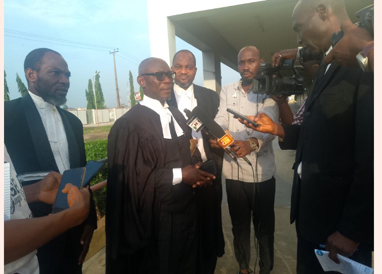 Court grants Muslim students right to wear hijab in UI school