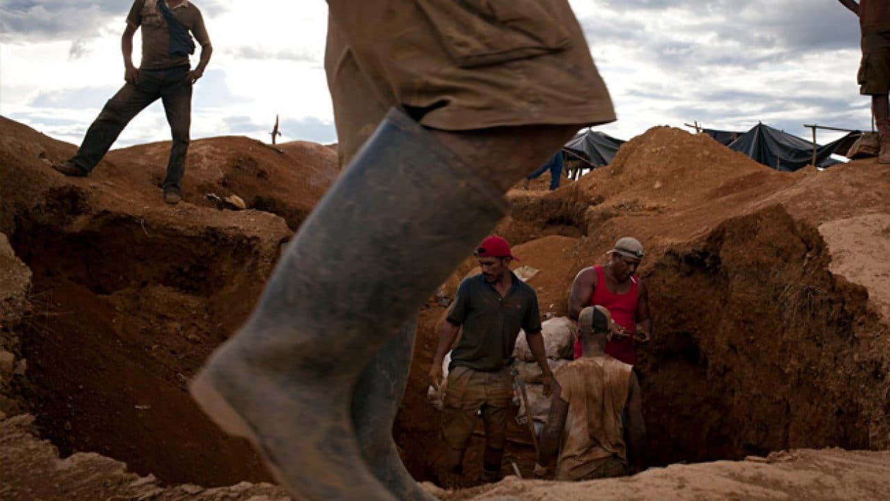Mining pit claims three lives in Niger community