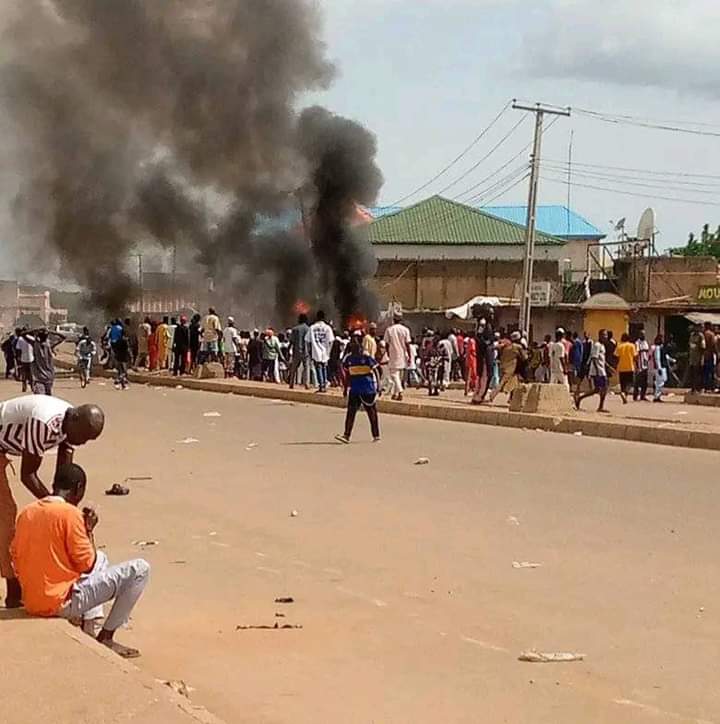 Angry Youths Revolt As Security Operatives "˜Kill' Trader In Jos