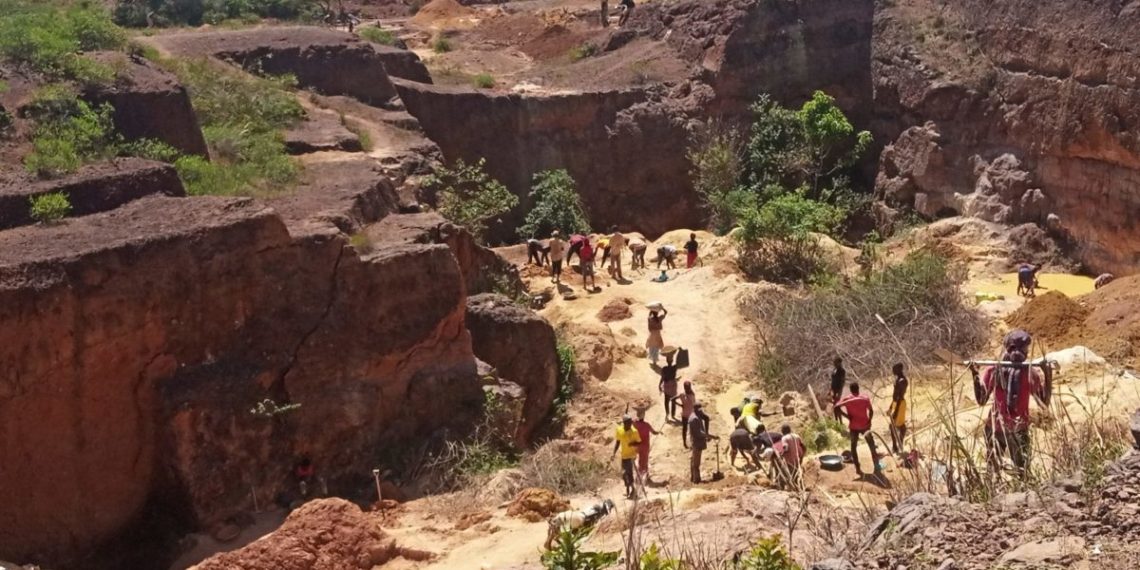Explosion kills over 30 miners in Plateau, ministry orders mine shut