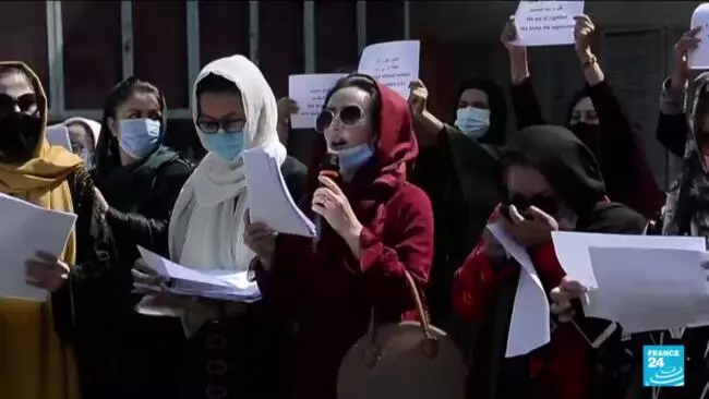 Groups of Afghan women brave Taliban-controlled streets to demand rights