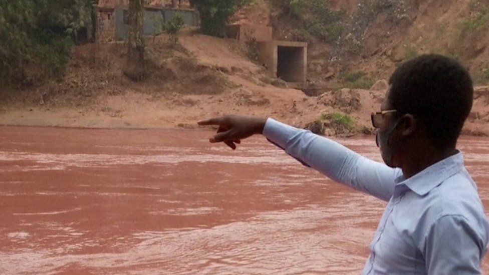 Toxic leak from Angola diamond mine kills 12 in DR Congo