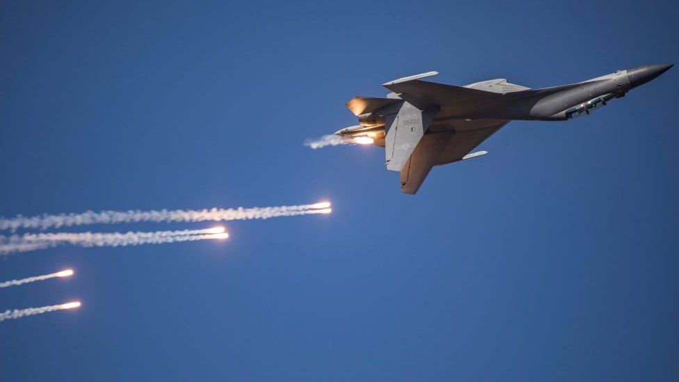 China sends 38 planes into defence zone -Taiwan