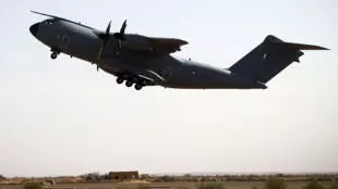Algeria escalates France diplomatic row with flight ban