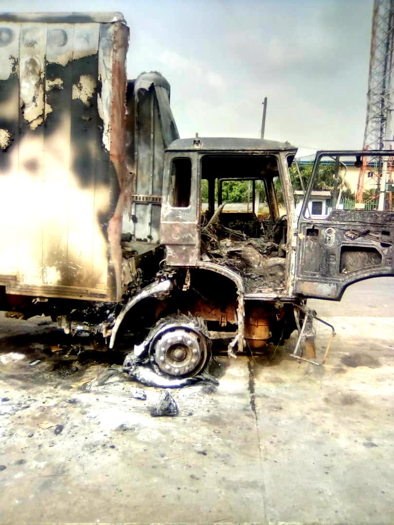 Ojodu truck accident: Parents' protest forces LASG to close schools
