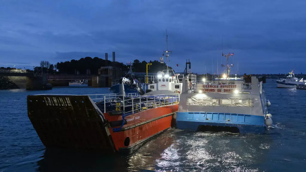 France threatens legal action as UK ignores EU deadline in post-Brexit fishing row