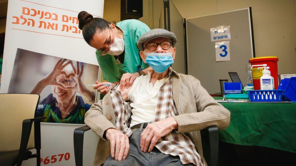 Covid-19: Israel could become the first country to give four vaccine doses