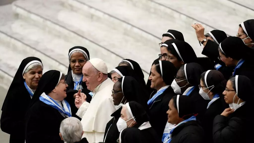 Having pets not kids robs us of 'humanity': pope