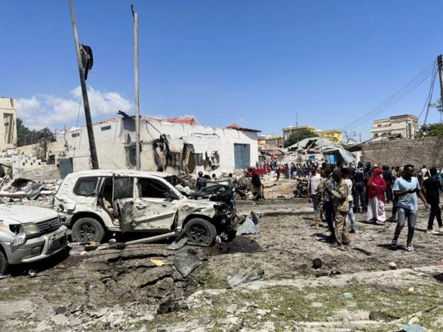 Big bomb explodes near Somalia's main airport