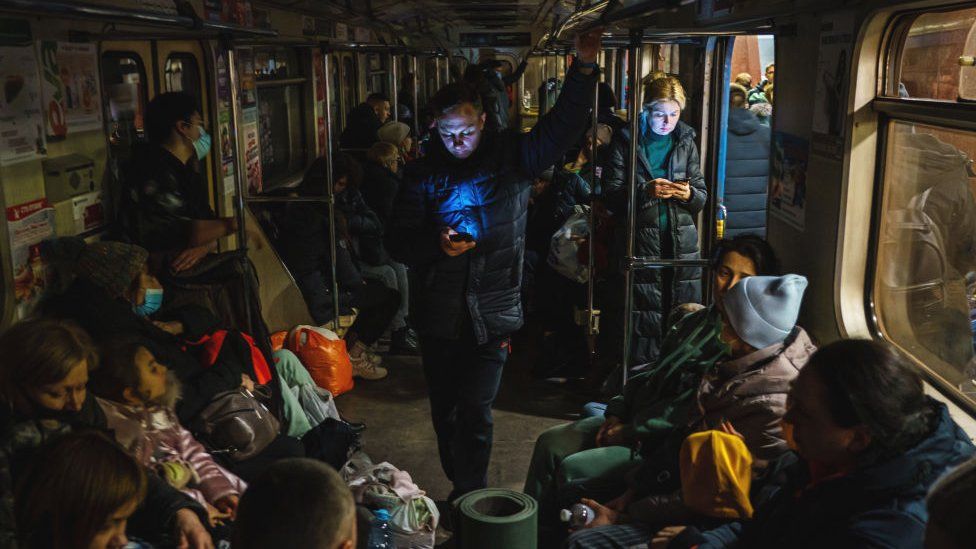 Ukraine invasion: Fighting breaks out in Ukraine's second city Kharkiv