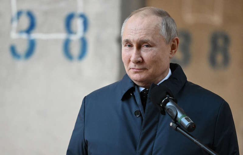 Putin puts Russian nuclear forces on alert as Ukrainian civilian deaths mount
