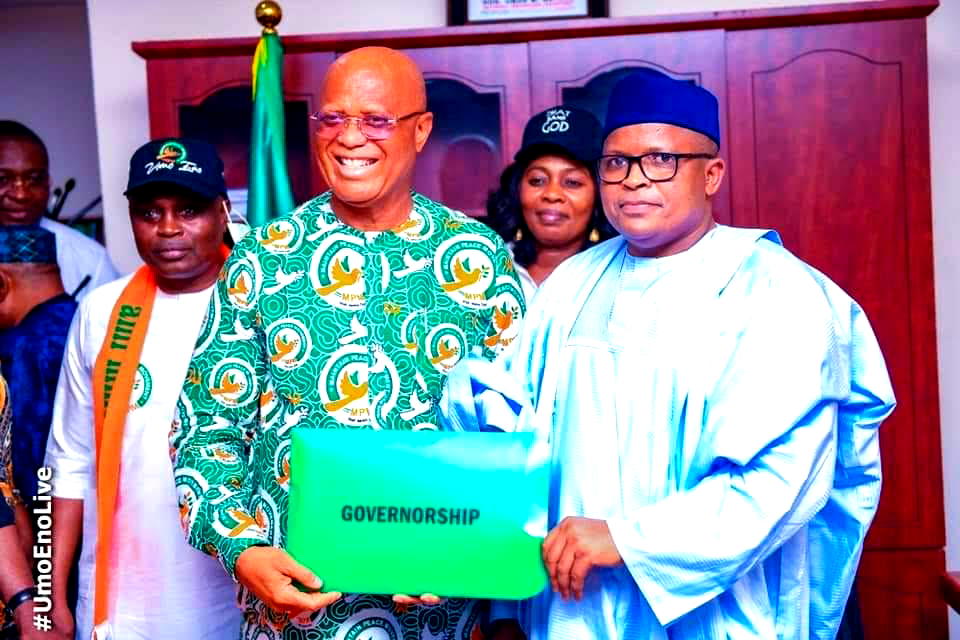 2023: pastor Umo Eno picks governorship nomination form