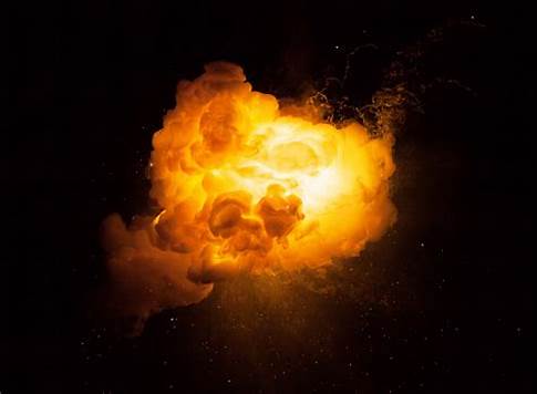 Explosion in a bar kills eight at Congolese military camp