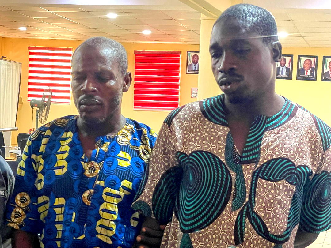 Border Patrol Team hands over two suspects arrested with $285,000, CFA 18.9million to EFCC